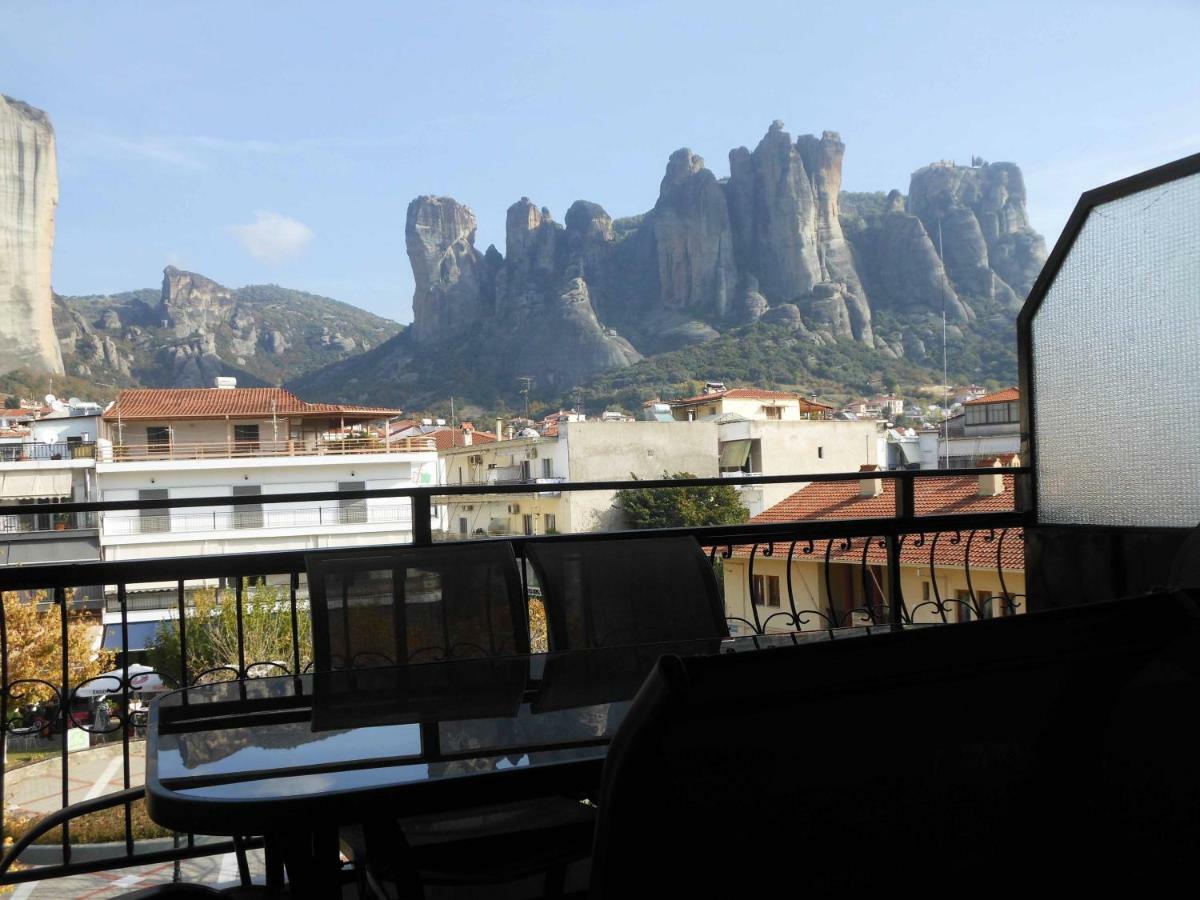 Meteora Panorama At The City Center Kalambaka Eksteriør billede